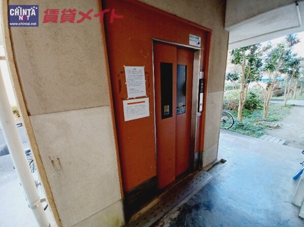 江戸橋駅 徒歩5分 1階の物件外観写真